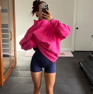 NWT ACTA 🩷 Hot Pink Essential Mock Neck - Valentines Drop S/M